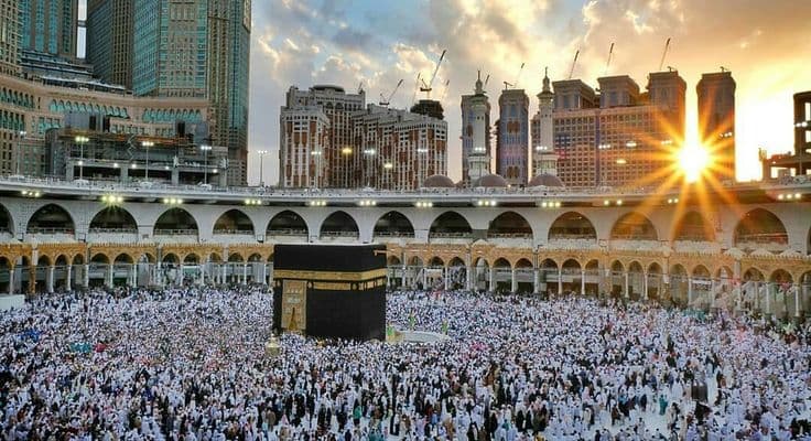Suasana perjalanan umroh Al-Fajar